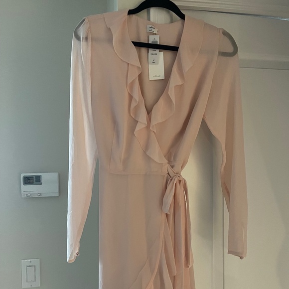 Aritzia Wilfred wrap dress - Picture 1 of 2